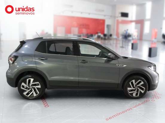 VOLKSWAGEN-T-CROSS-2025