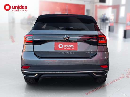 VOLKSWAGEN-T-CROSS-2023
