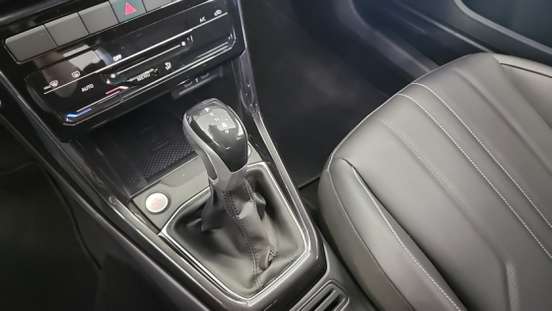 VOLKSWAGEN-T-CROSS-2024