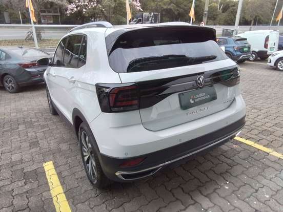 VOLKSWAGEN-T-CROSS-2022