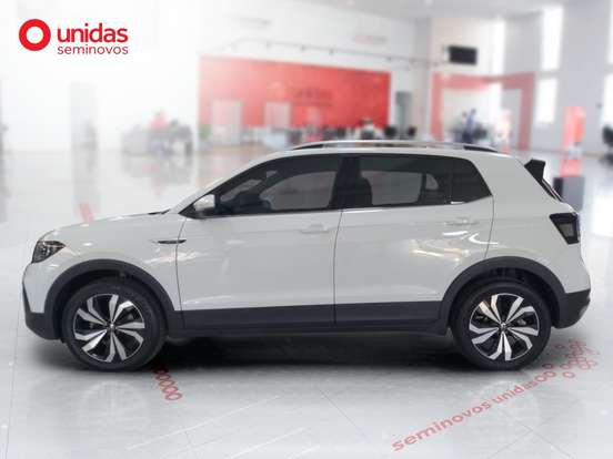 VOLKSWAGEN-T-CROSS-2024