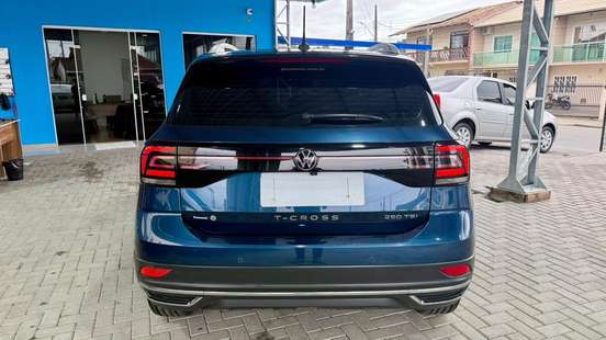 VOLKSWAGEN-T-CROSS-2021