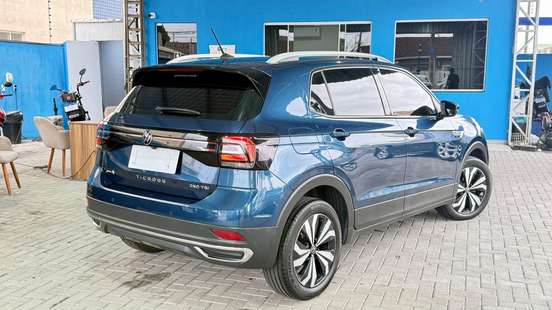 VOLKSWAGEN-T-CROSS-2021