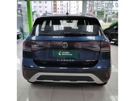 VOLKSWAGEN-T-CROSS-2024