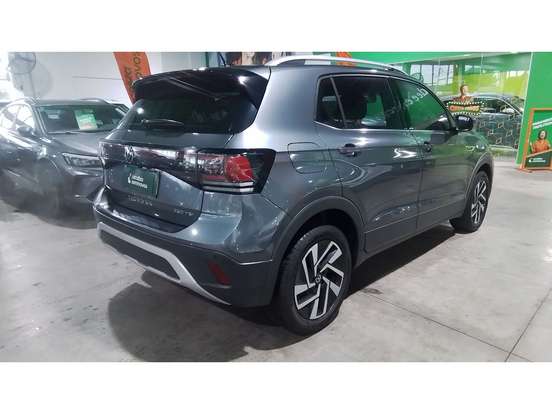 VOLKSWAGEN-T-CROSS-2024
