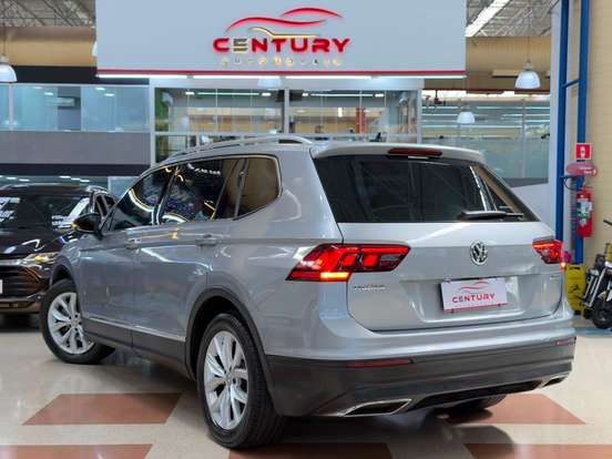VOLKSWAGEN-TIGUAN-2019