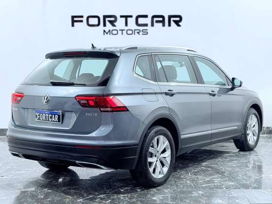 VOLKSWAGEN-TIGUAN-2018
