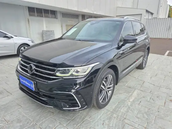 VOLKSWAGEN TIGUAN 2.0 300 TSI GASOLINA ALLSPACE R-LINE AUTOMÁTICO
