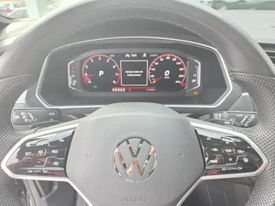 VOLKSWAGEN-TIGUAN-2.0 300 TSI GASOLINA ALLSPACE R-LINE AUTOMÁTICO VOLKSWAGEN-TIGUAN-2023