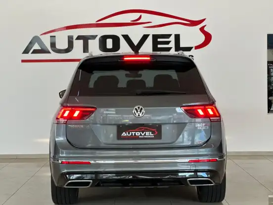 VOLKSWAGEN-TIGUAN-2019