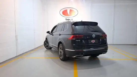 VOLKSWAGEN-TIGUAN-2020
