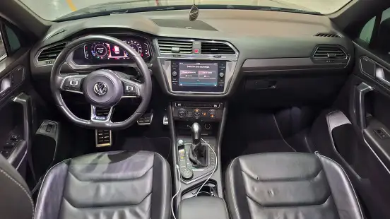 VOLKSWAGEN-TIGUAN-2020