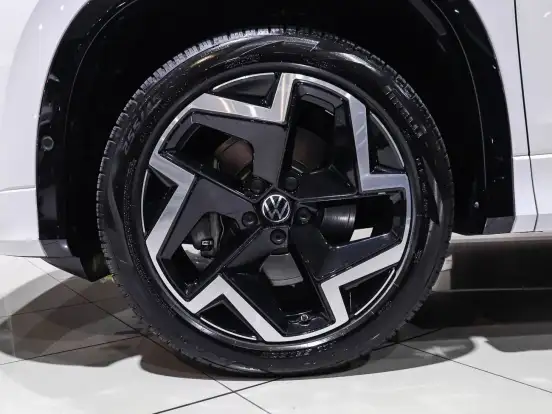 VOLKSWAGEN-TIGUAN-2026