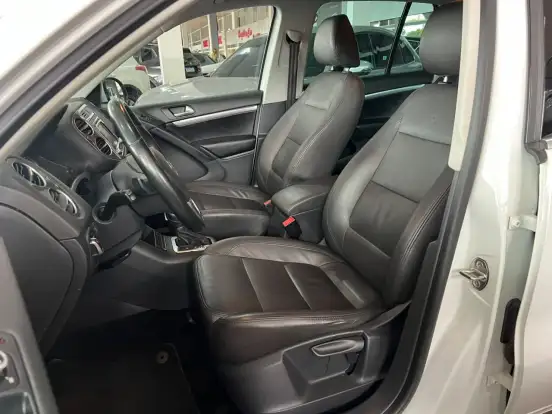 VOLKSWAGEN-TIGUAN-2014