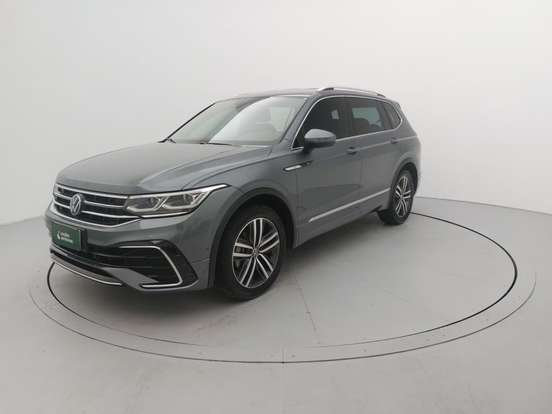 VOLKSWAGEN-TIGUAN-2.0 300 TSI GASOLINA ALLSPACE R-LINE AUTOMÁTICO VOLKSWAGEN-TIGUAN-2024