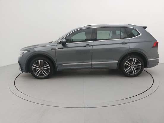 VOLKSWAGEN-TIGUAN-2.0 300 TSI GASOLINA ALLSPACE R-LINE AUTOMÁTICO VOLKSWAGEN-TIGUAN-2024