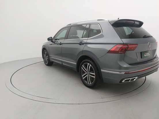 VOLKSWAGEN-TIGUAN-2.0 300 TSI GASOLINA ALLSPACE R-LINE AUTOMÁTICO VOLKSWAGEN-TIGUAN-2024