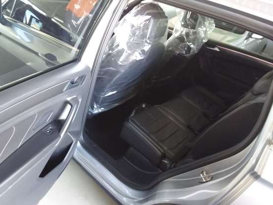 VOLKSWAGEN-TIGUAN-2.0 300 TSI GASOLINA ALLSPACE R-LINE AUTOMÁTICO VOLKSWAGEN-TIGUAN-2024