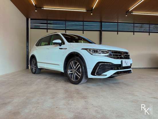 VOLKSWAGEN-TIGUAN-2023
