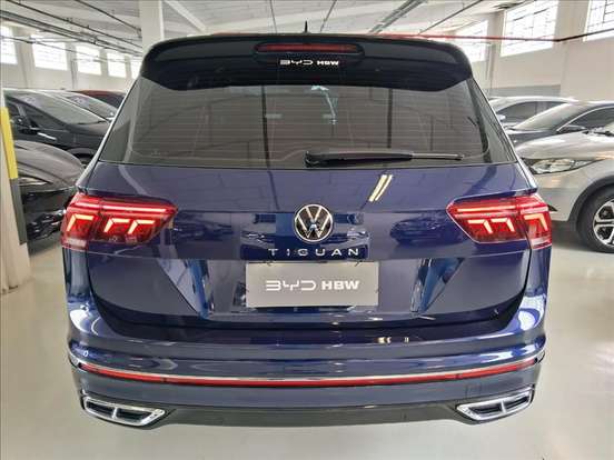 VOLKSWAGEN-TIGUAN-2024