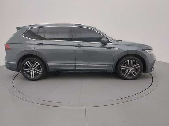 VOLKSWAGEN-TIGUAN-2.0 300 TSI GASOLINA ALLSPACE R-LINE AUTOMÁTICO VOLKSWAGEN-TIGUAN-2024