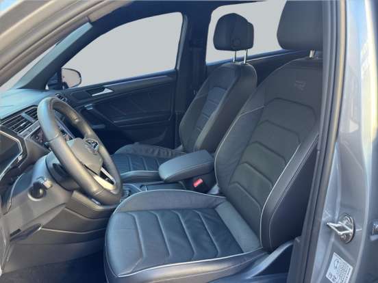 VOLKSWAGEN-TIGUAN-2.0 300 TSI GASOLINA ALLSPACE R-LINE AUTOMÁTICO VOLKSWAGEN-TIGUAN-2024
