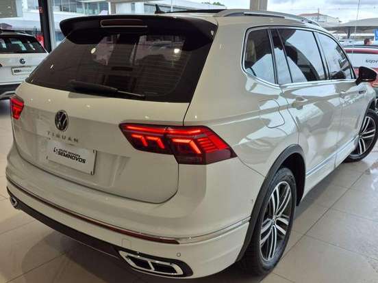 VOLKSWAGEN-TIGUAN-2.0 300 TSI GASOLINA ALLSPACE R-LINE AUTOMÁTICO VOLKSWAGEN-TIGUAN-2023