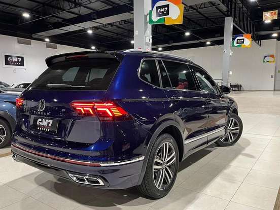 VOLKSWAGEN-TIGUAN-2.0 300 TSI GASOLINA ALLSPACE R-LINE AUTOMÁTICO VOLKSWAGEN-TIGUAN-2023