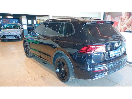 VOLKSWAGEN-TIGUAN-2.0 350 TSI GASOLINA ALLSPACE R-LINE 4MOTION DSG VOLKSWAGEN-TIGUAN-2021