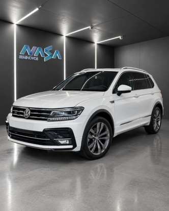 VOLKSWAGEN-TIGUAN-2021