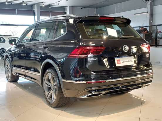 VOLKSWAGEN-TIGUAN-2019