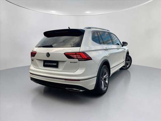 VOLKSWAGEN-TIGUAN-2019