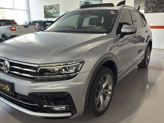 VOLKSWAGEN-TIGUAN-2019