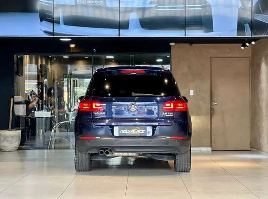 VOLKSWAGEN-TIGUAN-2015