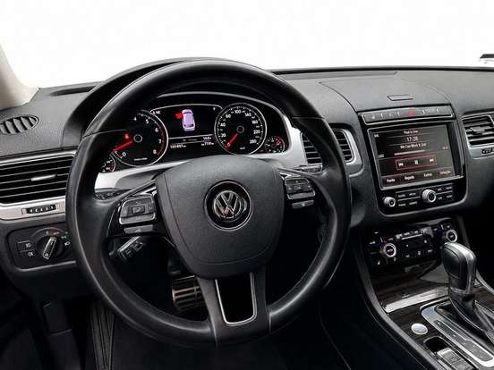 VOLKSWAGEN-TOUAREG-4.2 R LINE V8 32V GASOLINA 4P TIPTRONIC VOLKSWAGEN-TOUAREG-2014