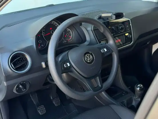 VOLKSWAGEN-UP-1.0 170 TSI TOTAL FLEX XTREME 4P MANUAL VOLKSWAGEN-UP-2019