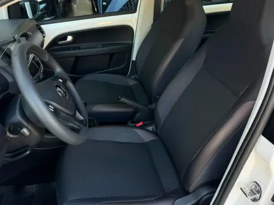 VOLKSWAGEN-UP-1.0 170 TSI TOTAL FLEX XTREME 4P MANUAL VOLKSWAGEN-UP-2019