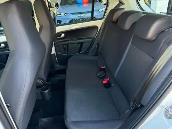 VOLKSWAGEN-UP-1.0 170 TSI TOTAL FLEX XTREME 4P MANUAL VOLKSWAGEN-UP-2019