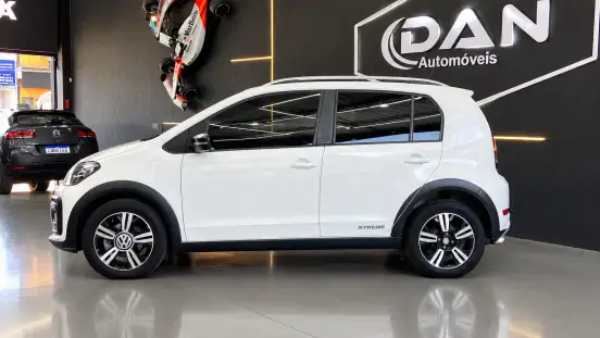 VOLKSWAGEN-UP-1.0 170 TSI TOTAL FLEX XTREME 4P MANUAL VOLKSWAGEN-UP-2020