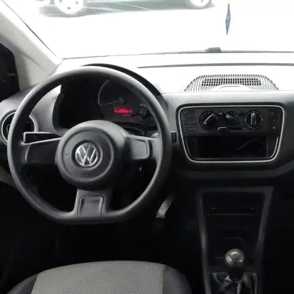VOLKSWAGEN-UP-2014