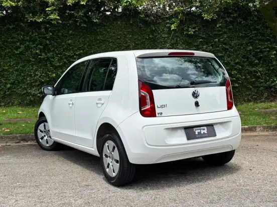 VOLKSWAGEN-UP-1.0 MPI TAKE UP 12V FLEX 4P MANUAL VOLKSWAGEN-UP-2017