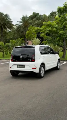 VOLKSWAGEN-UP-2018