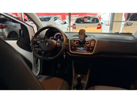 VOLKSWAGEN-UP-2019