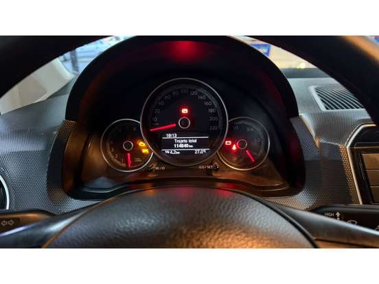 VOLKSWAGEN-UP-2019