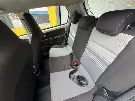 VOLKSWAGEN-UP-1.0 MPI HIGH UP 12V FLEX 4P MANUAL VOLKSWAGEN-UP-2014