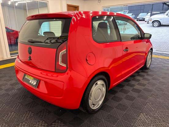 VOLKSWAGEN-UP-1.0 MPI TAKE UP 12V FLEX 2P MANUAL VOLKSWAGEN-UP-2014