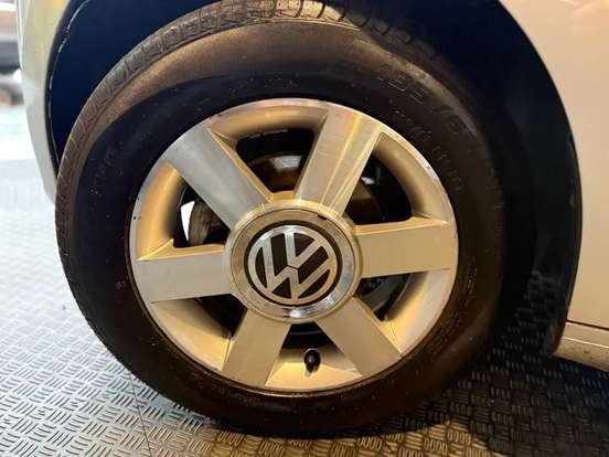 VOLKSWAGEN-UP-1.0 MPI TAKE UP 12V FLEX 2P MANUAL VOLKSWAGEN-UP-2016