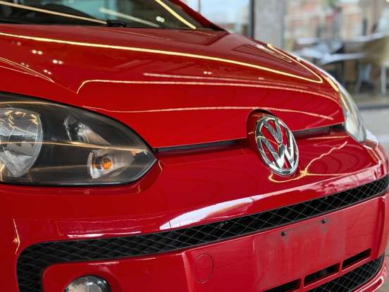 VOLKSWAGEN-UP-1.0 TSI MOVE UP 12V FLEX 4P MANUAL VOLKSWAGEN-UP-2016