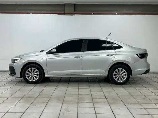VOLKSWAGEN-VIRTUS-2025