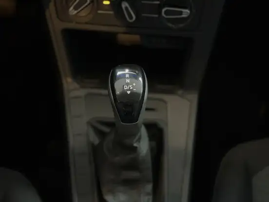 VOLKSWAGEN-VIRTUS-1.0 170 TSI AUTOMÁTICO VOLKSWAGEN-VIRTUS-2025